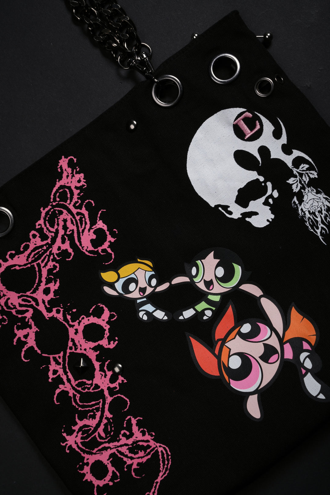 Chemical Theory Chain Tote Bag in Black