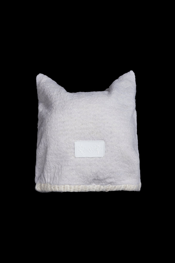 Final Nail Rave Beanie in White