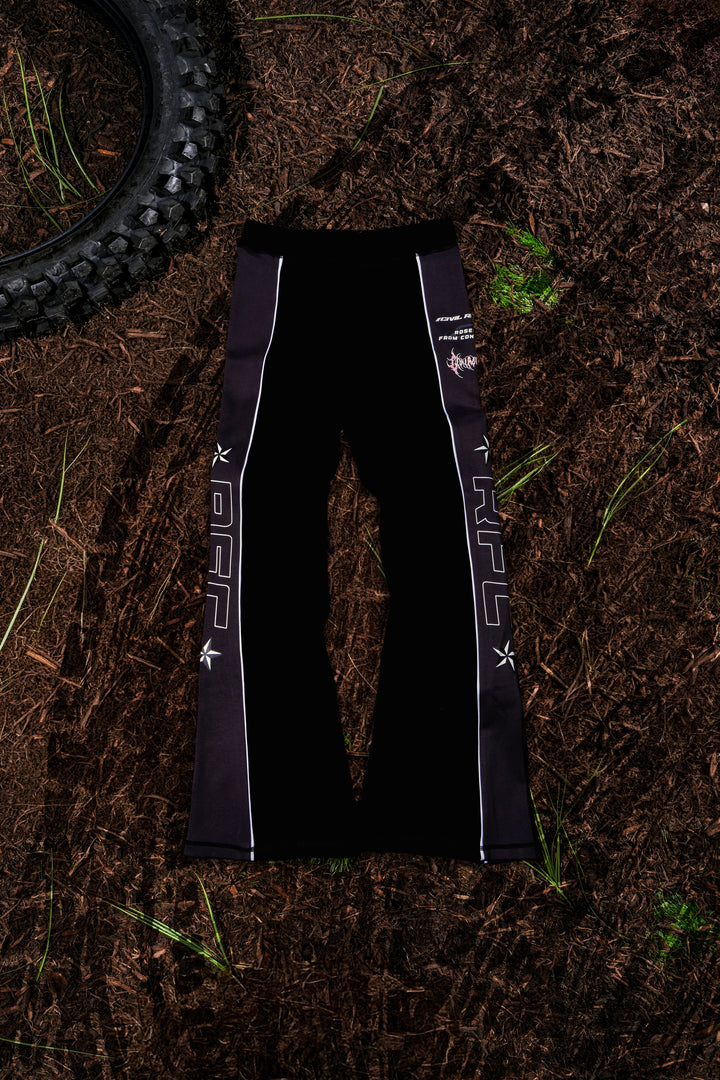 Circuit Track Pookie V Shape Pants in Black