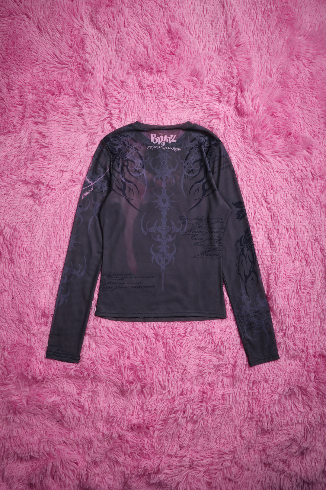 Soft Chaos Mesh Cropped L/S Tee in Black