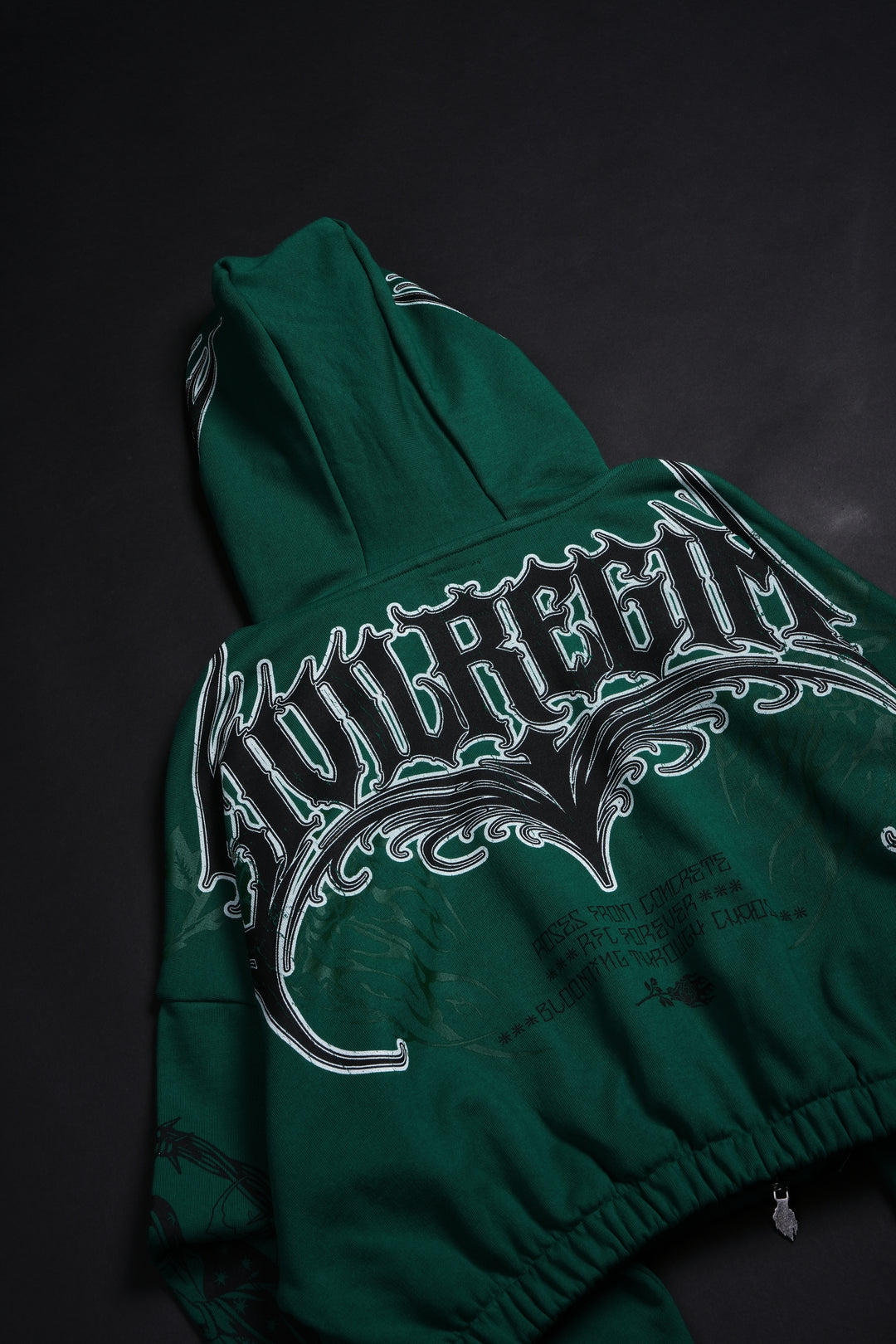 Bloom &amp; Conquer Ultra Cropped Hoodie in Deep Green