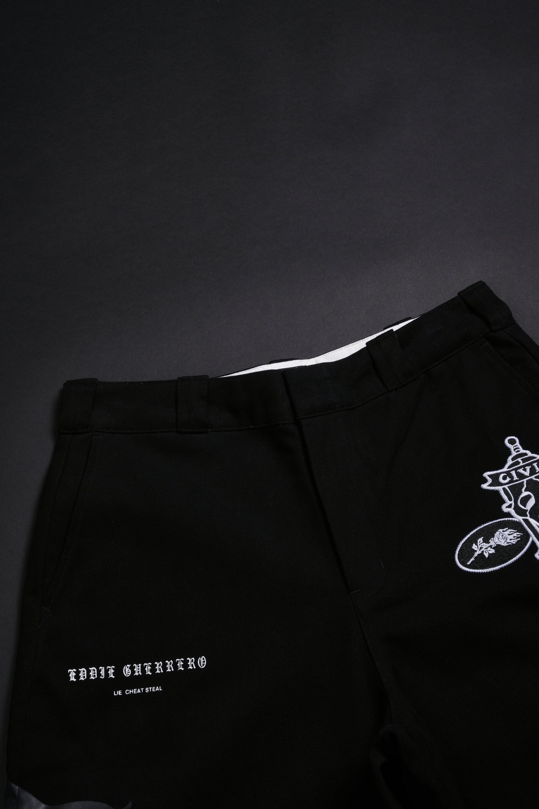Latino Rose Garden Heat Blue Collar Shorts in Black