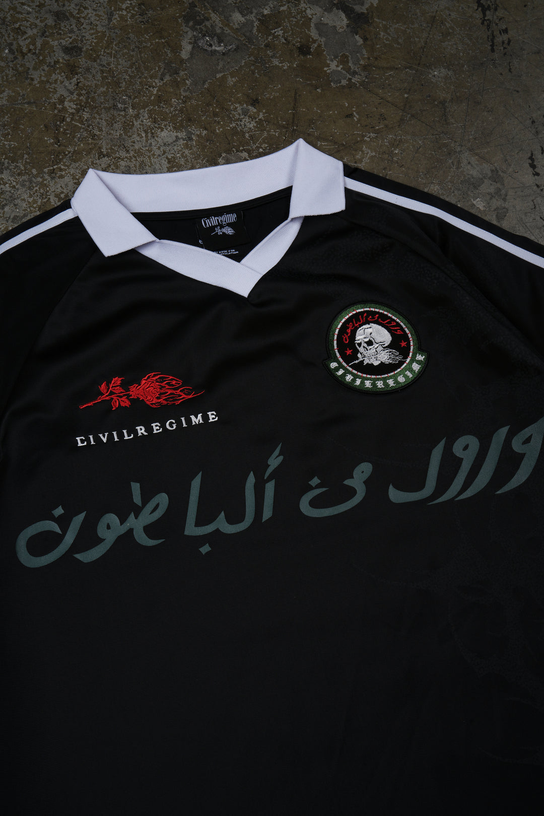 Club Civil Collar Soccer Jersey in Black/White