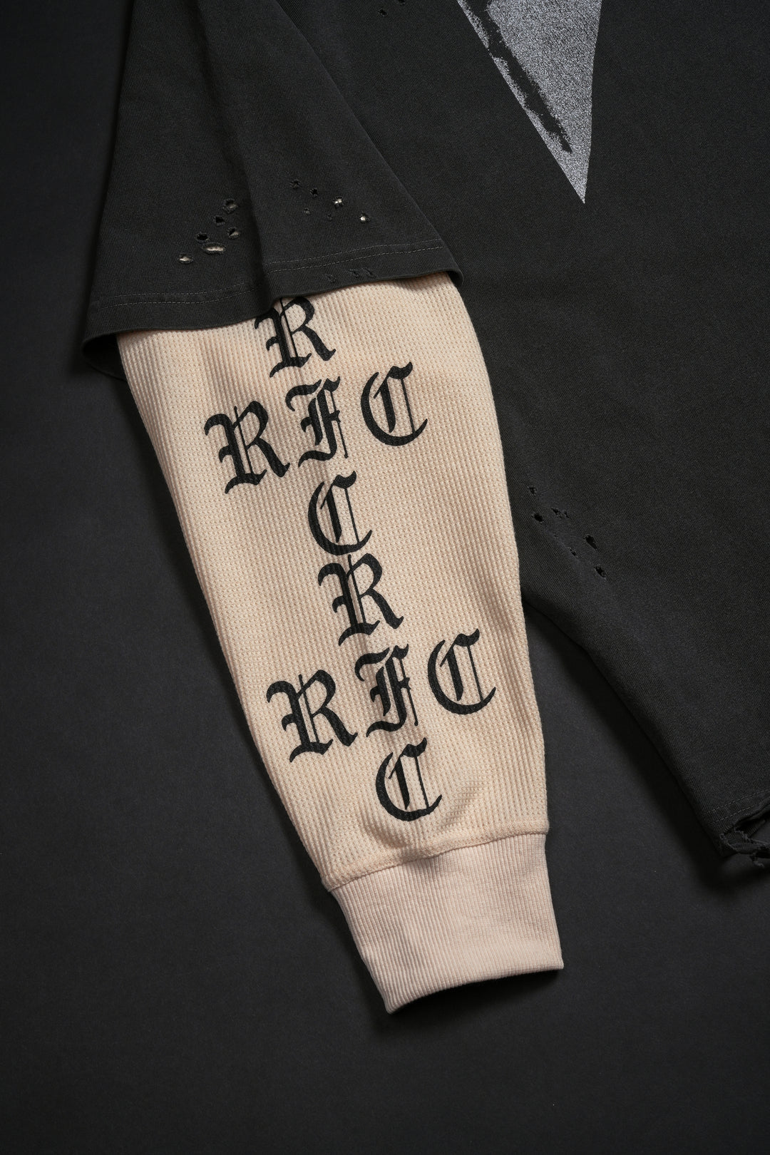 Malice Incarnate Twofer Thermal Sleeves in Vintage Ashes/Butter