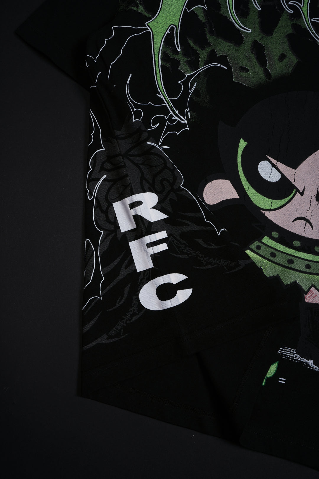 Buttercup's Thorn Rush "Side By Side" 199X Oversized Tee in Black