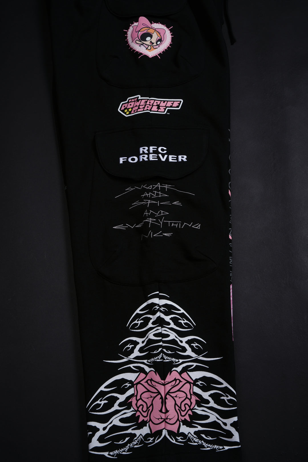 Bloom Blossom Vault Cargo Baggy Pants in Black