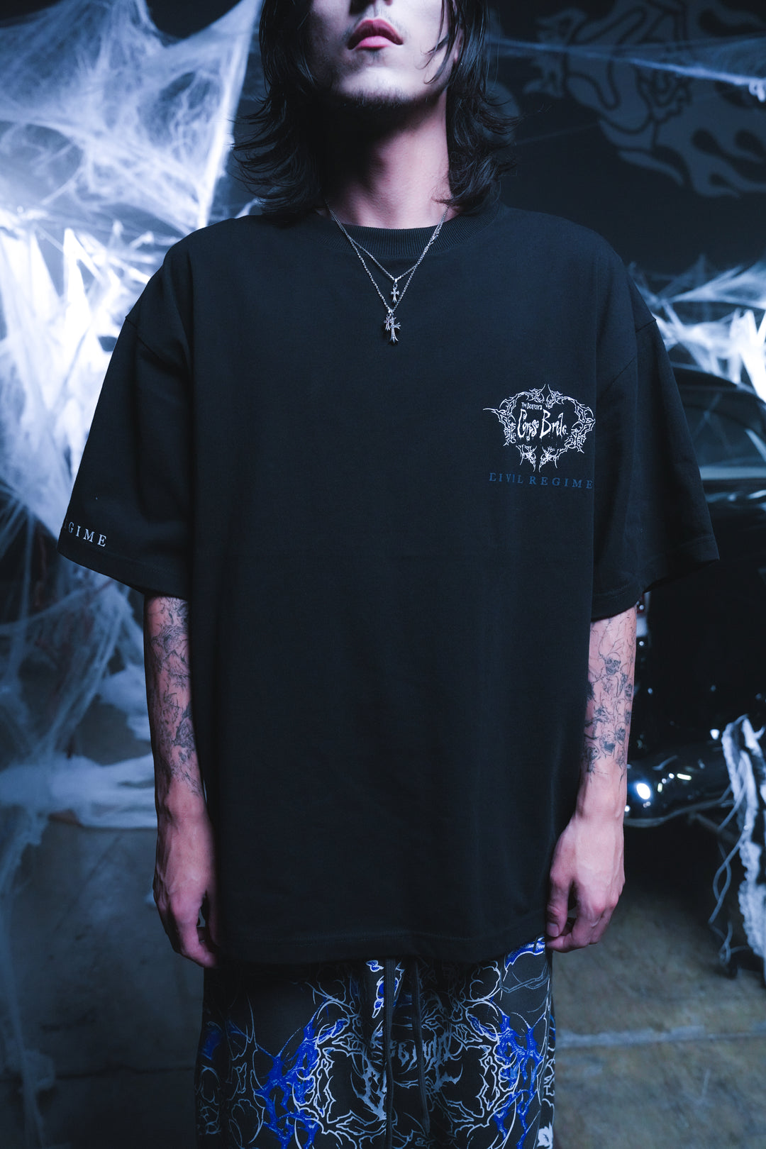 Victor "Side By Side" 199X Oversized Tee in Black