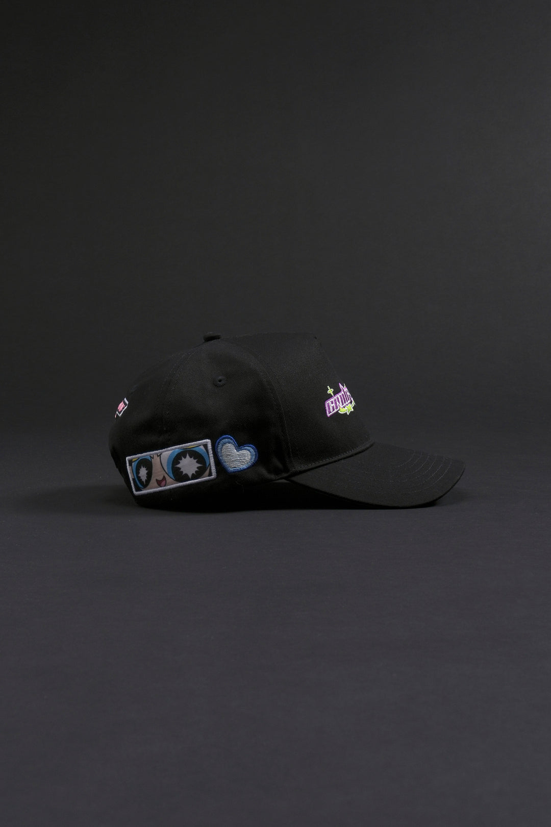 Bubble's Halo 5 Panel Strapback Hat in Black