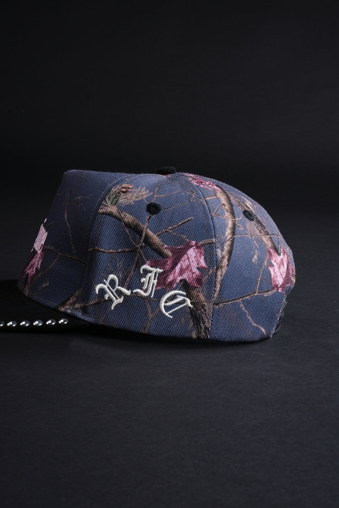 Studded Rose 5 Panel Snapback Hat in Bankai Camo/Black