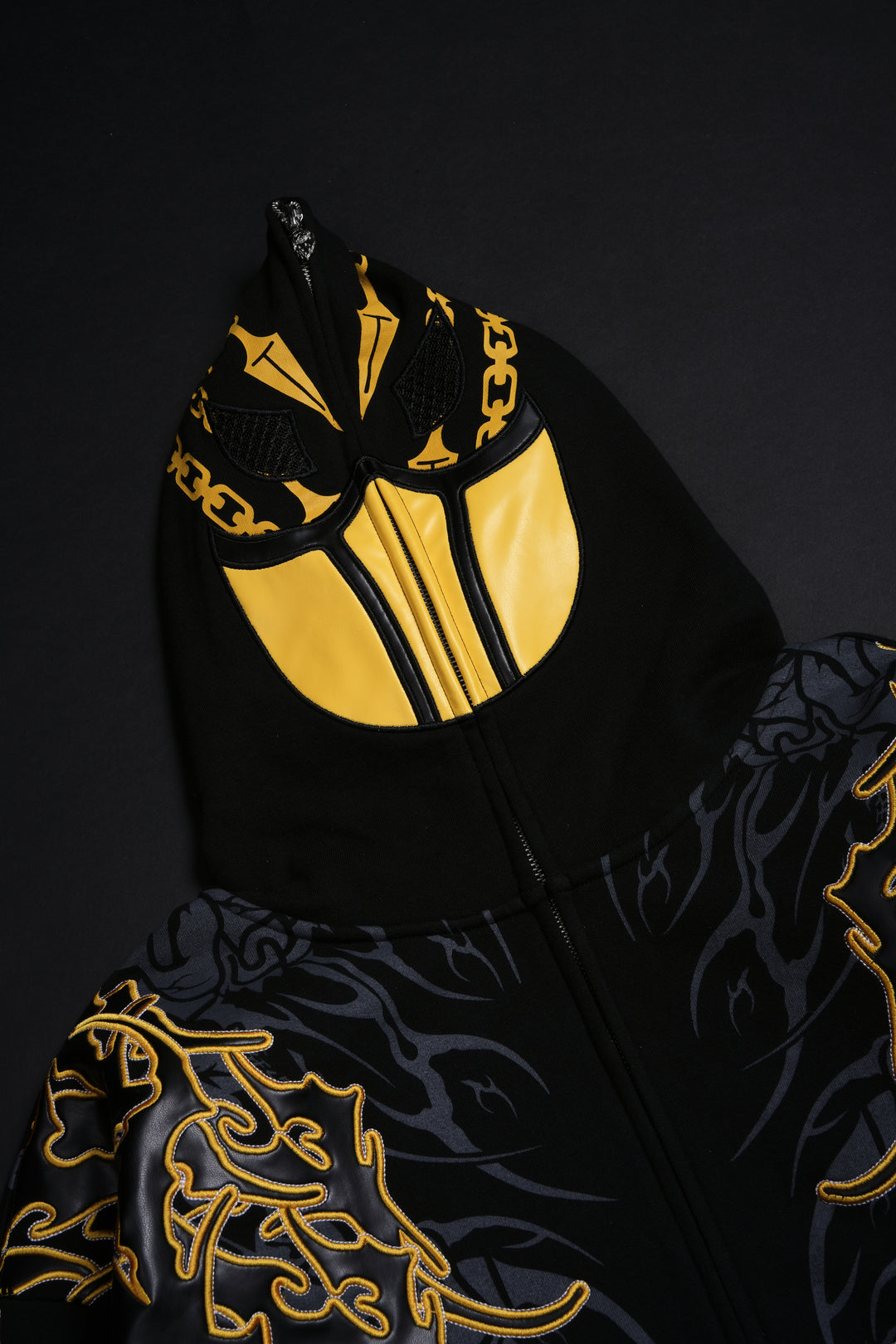 Dagger Of Roses Full Zip Up Hoodie in Black