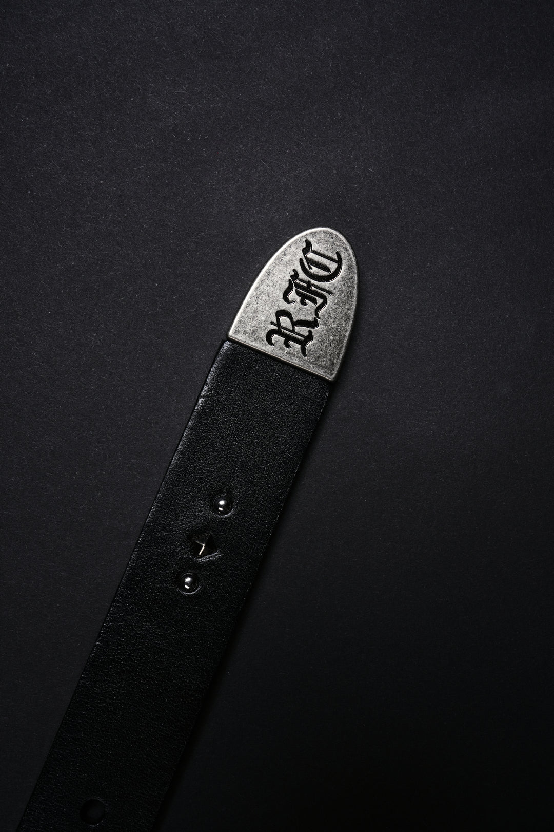 Concrete Rose Civil Steel Noir Belt in Black