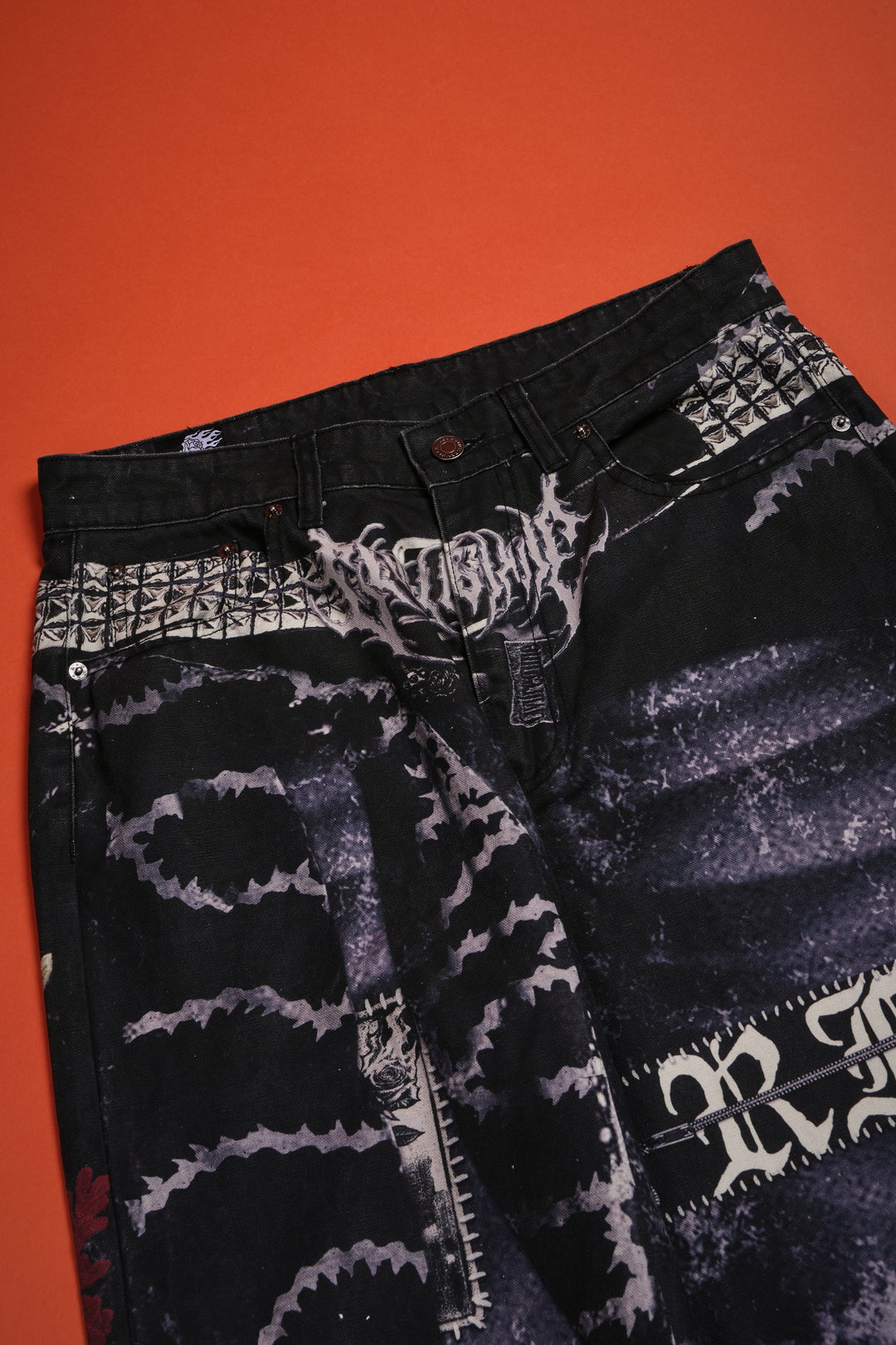 Krusty Chain Raw Denim Baggy Jeans in Vintage Black