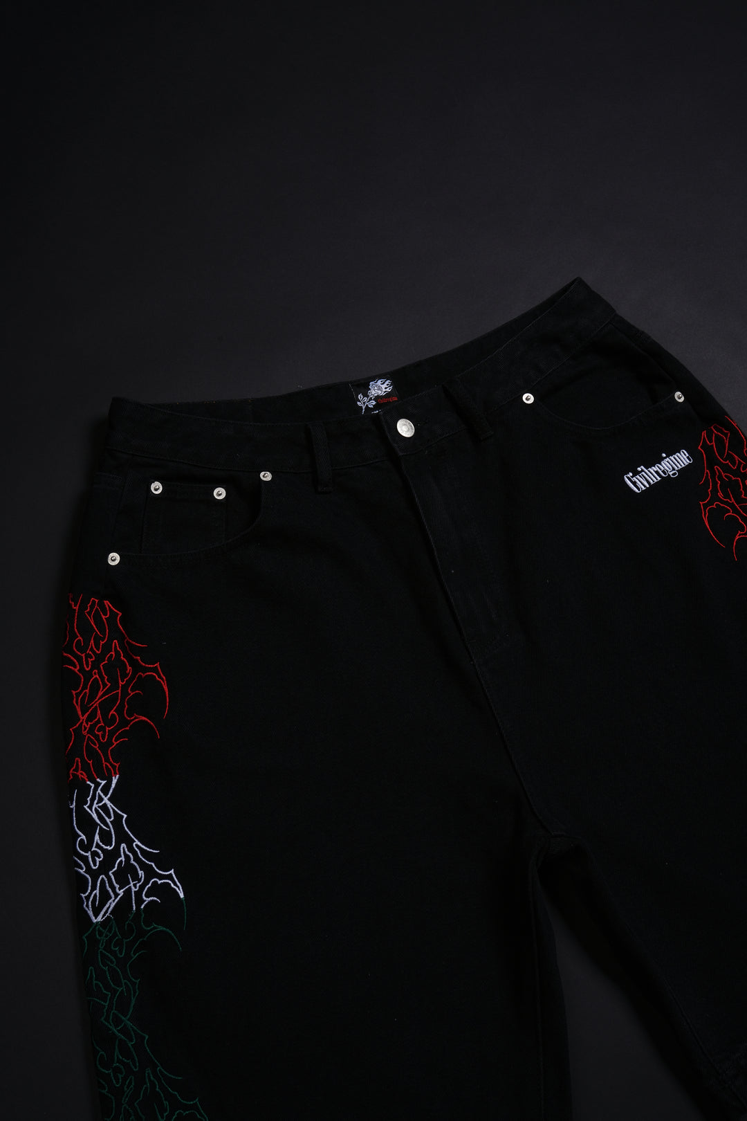 Fuego Regime Jorts in Black