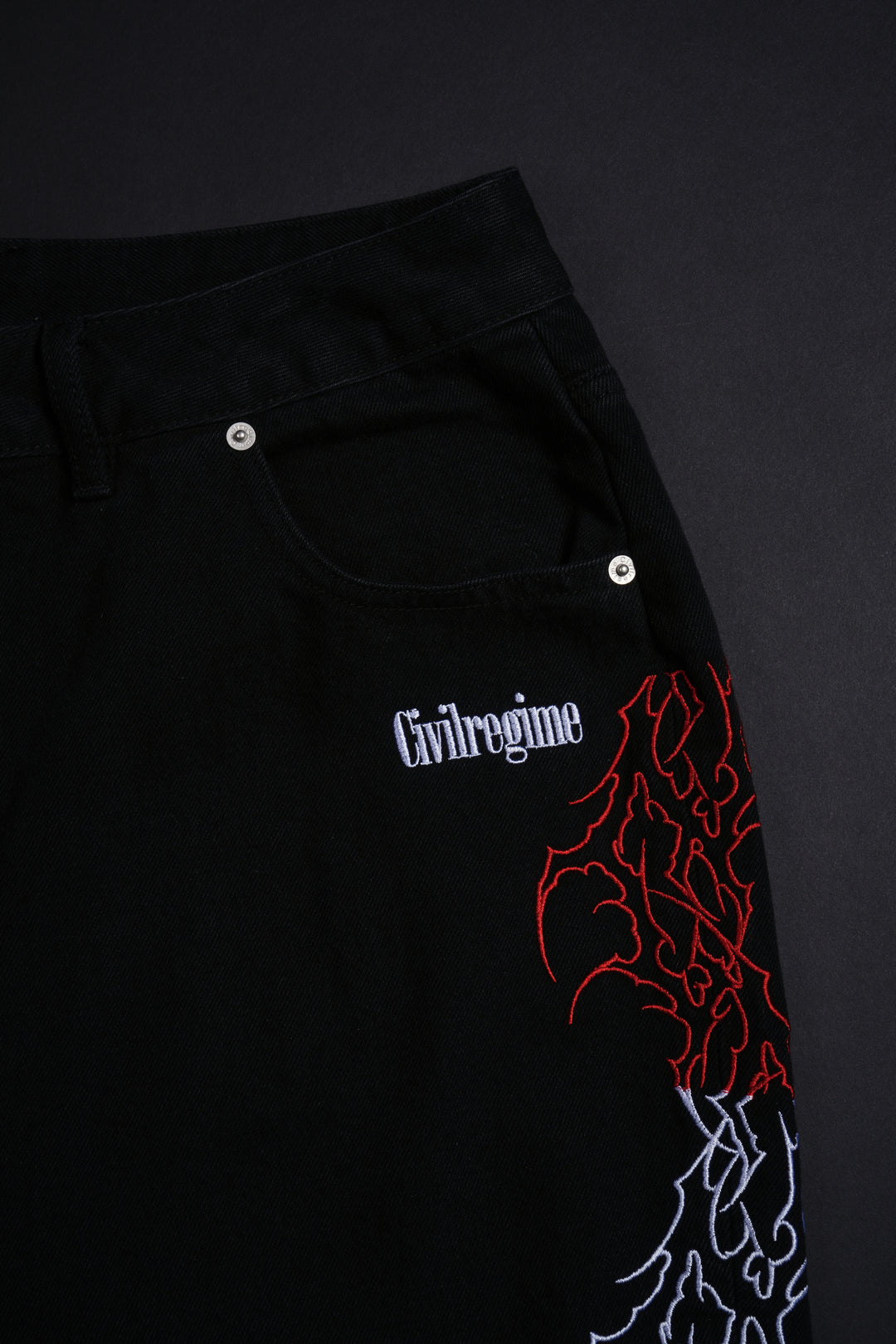 Fuego Regime Jorts in Black