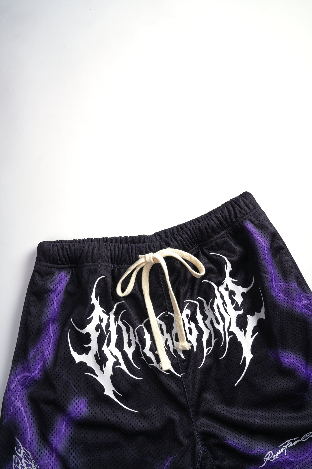 Light Strike Mesh Shorts in Black