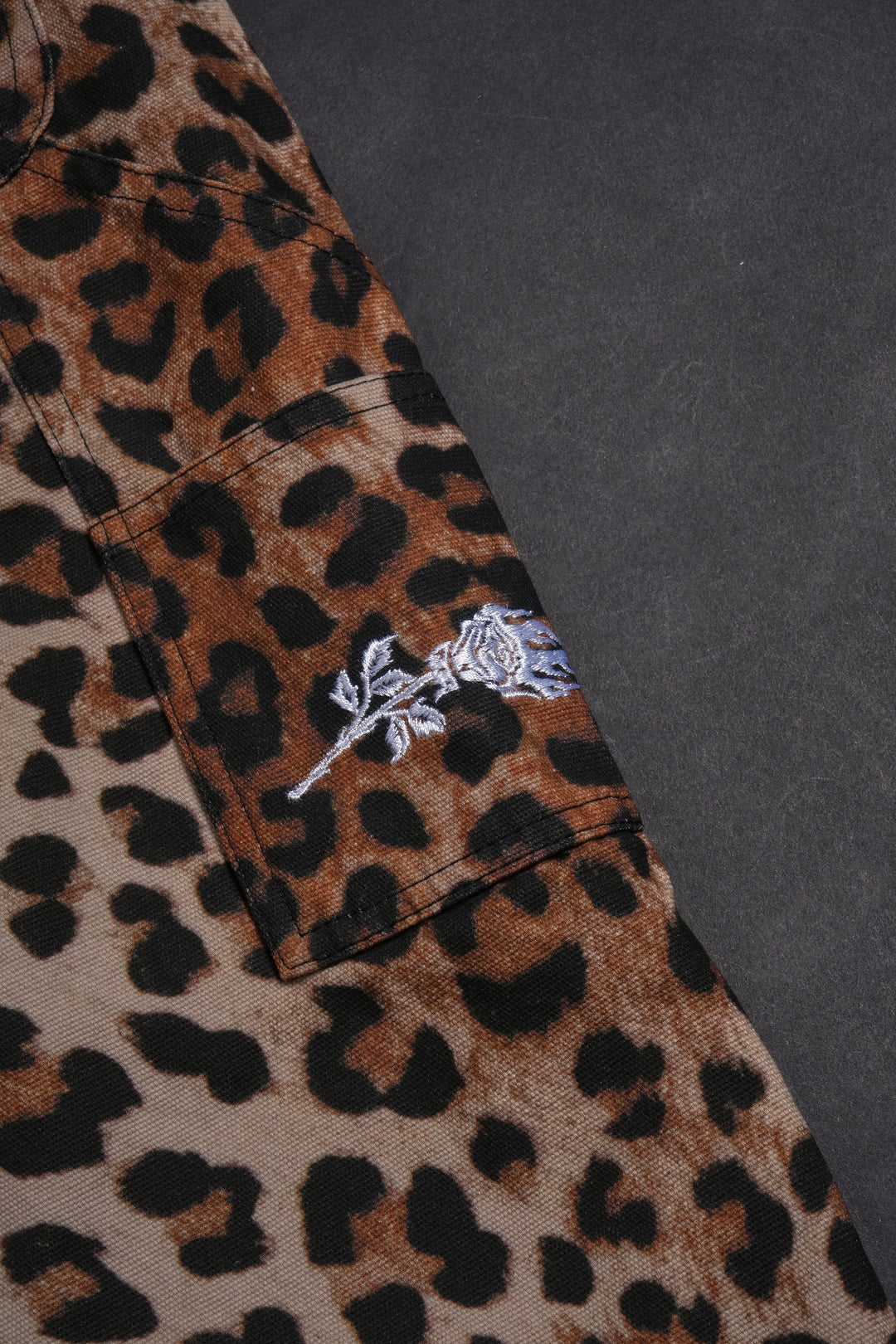 Manic Carpenter Pants in Leopard