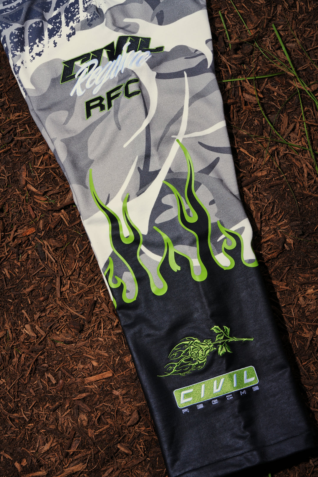 Extreme Regime Eternal Wide Leg Fleece Pants in Gray Camo