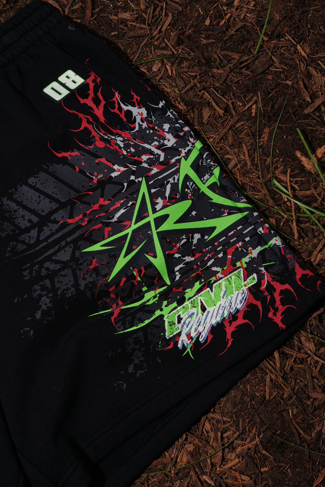 To The Rescue Thorns Baggy Shorts in Black