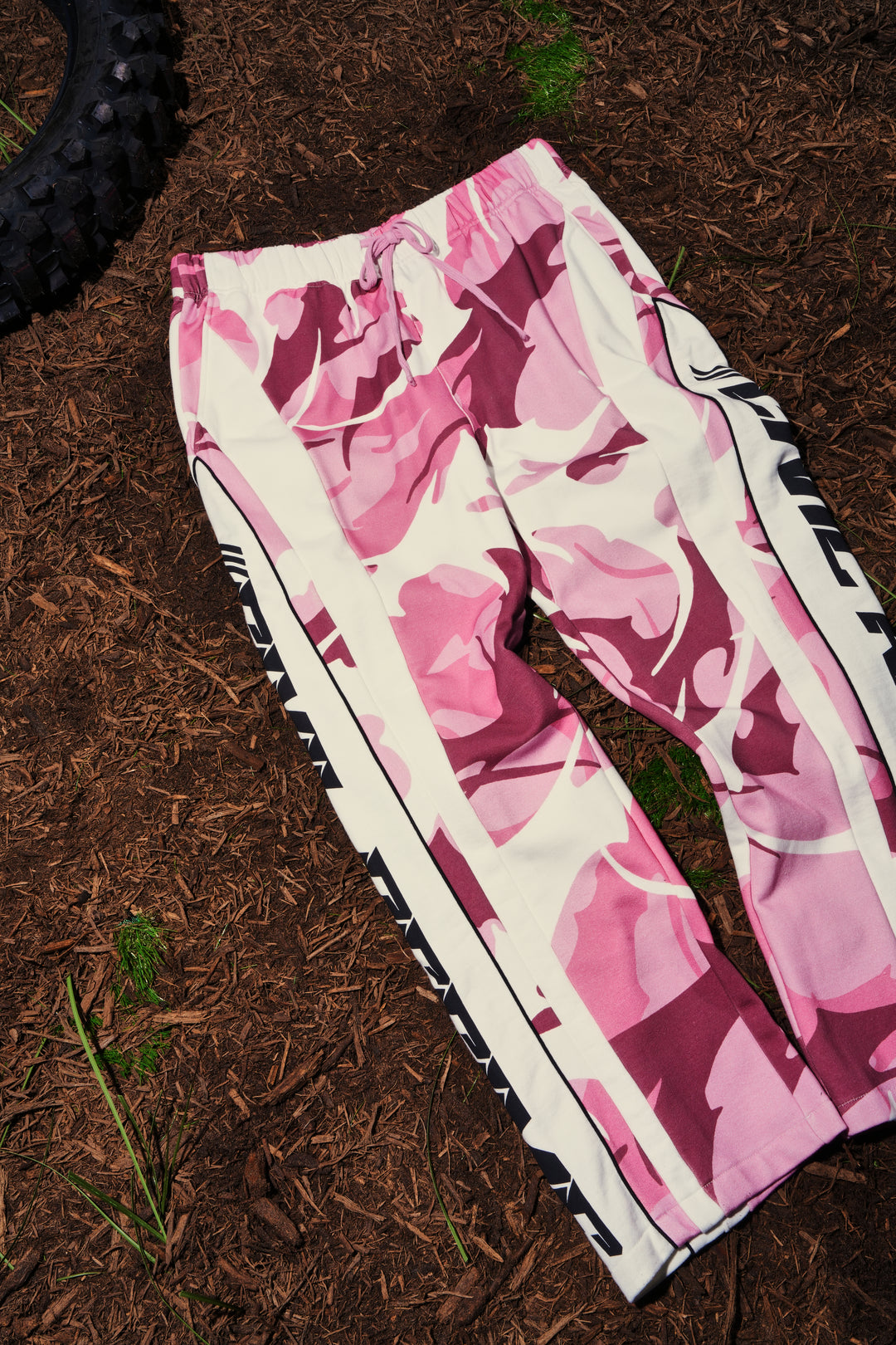 Operation Puff Eternal Wide Leg Fleece Pants in Baby Pink Camo