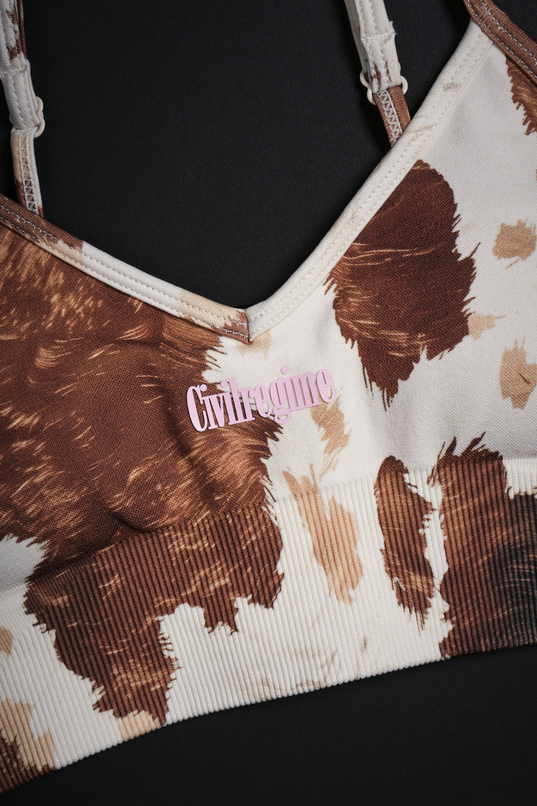 Concrete Kelly Seamless Bra in Cow Print