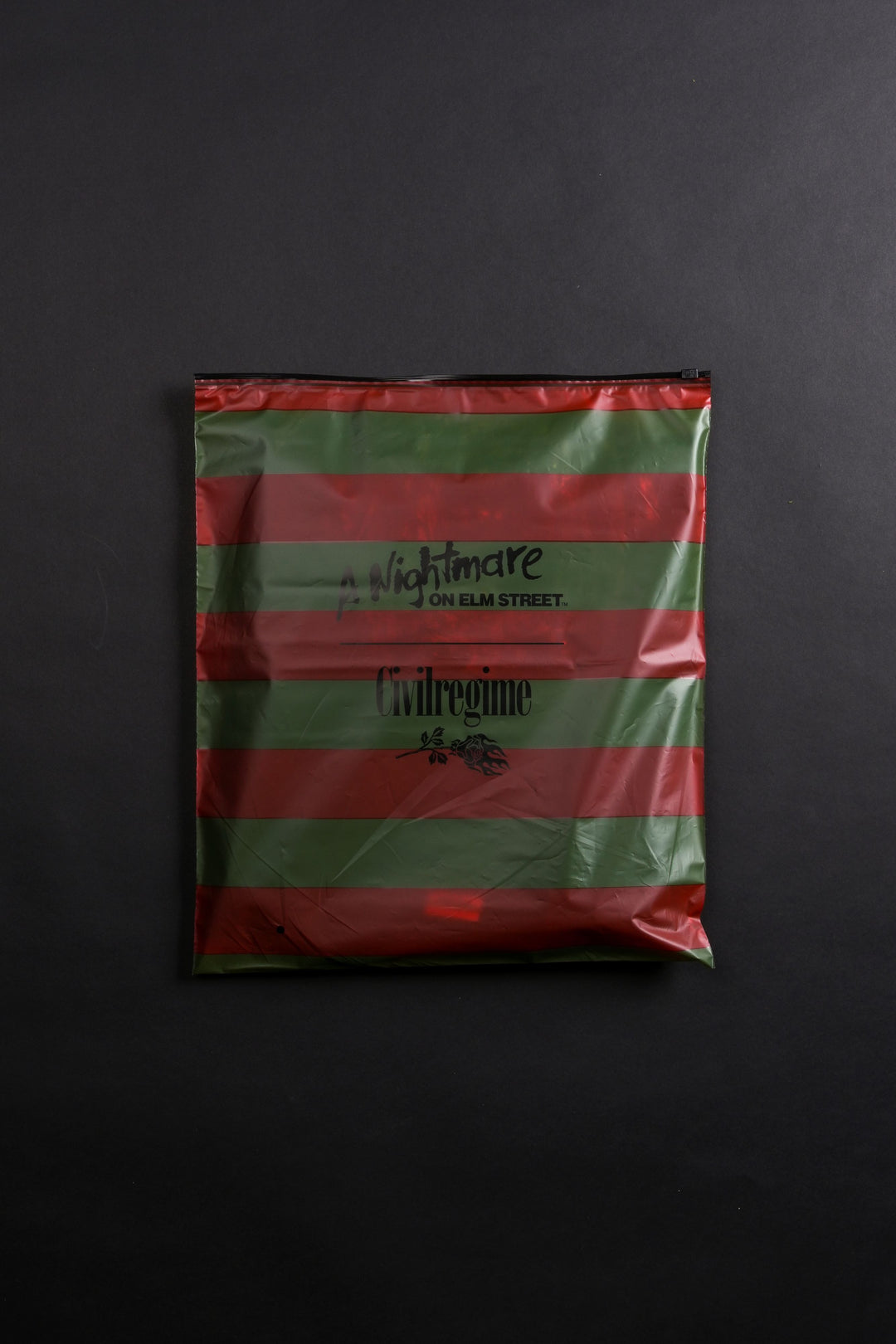 Nightmares American Classic Oversized Tee in Vintage Black