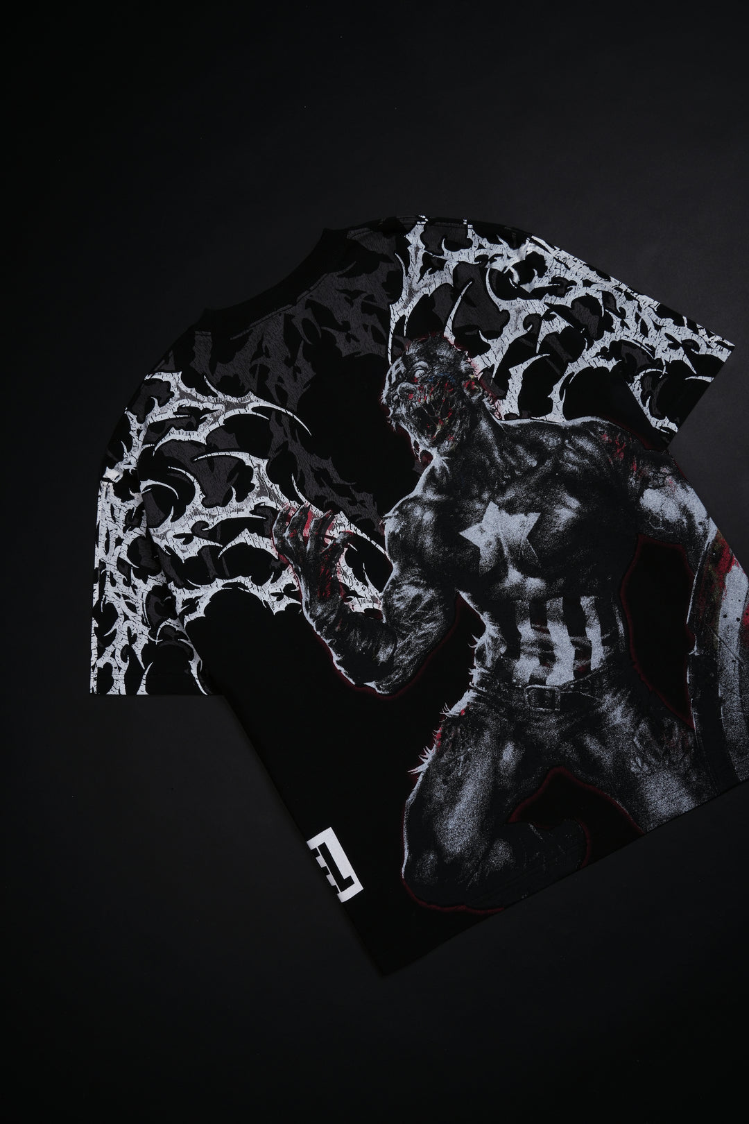 Captain America Zombie "Side By Side" 199X Oversized Tee in Black