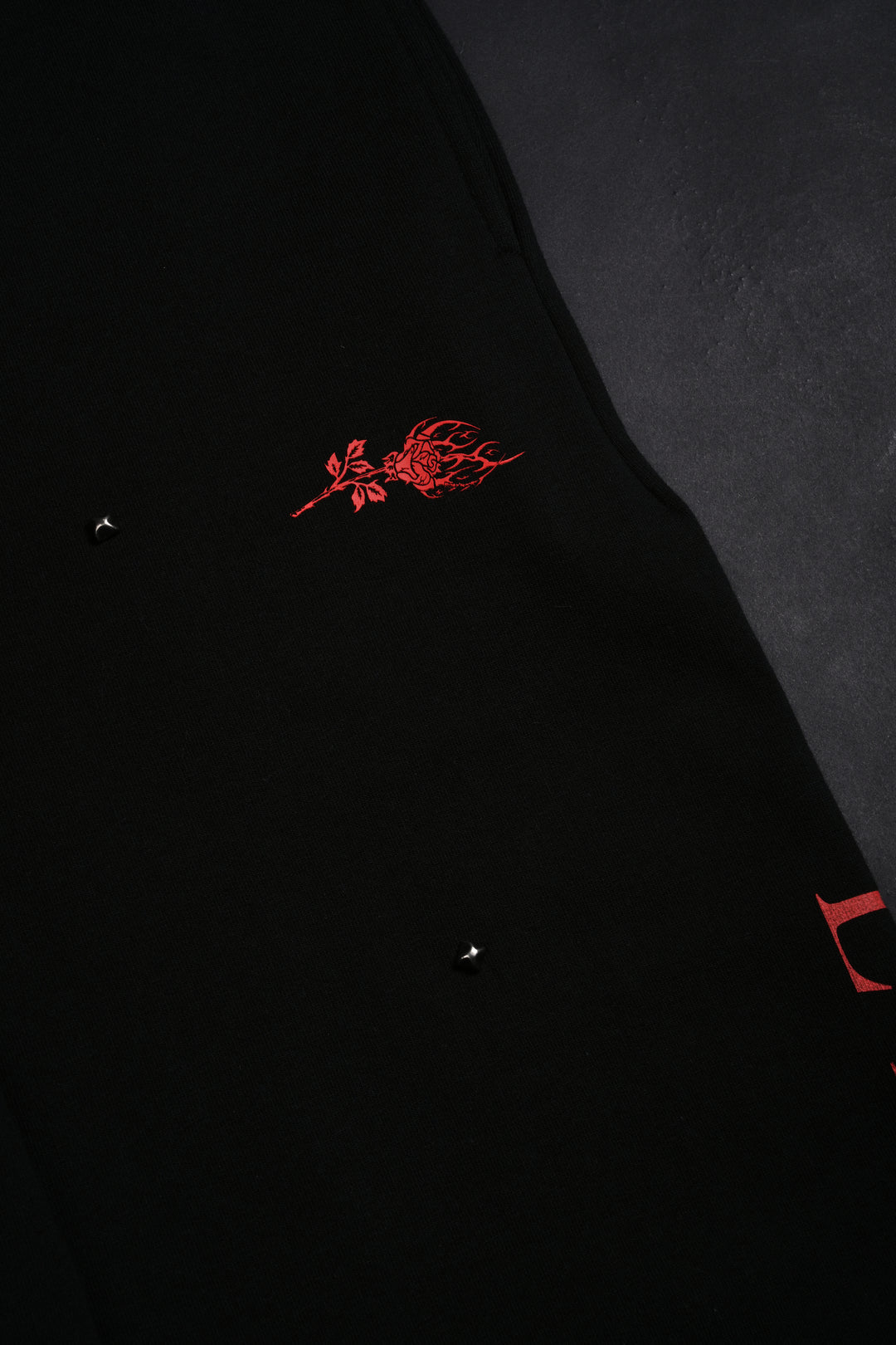 Snow Shadows Lounger Sweat Pants in Black