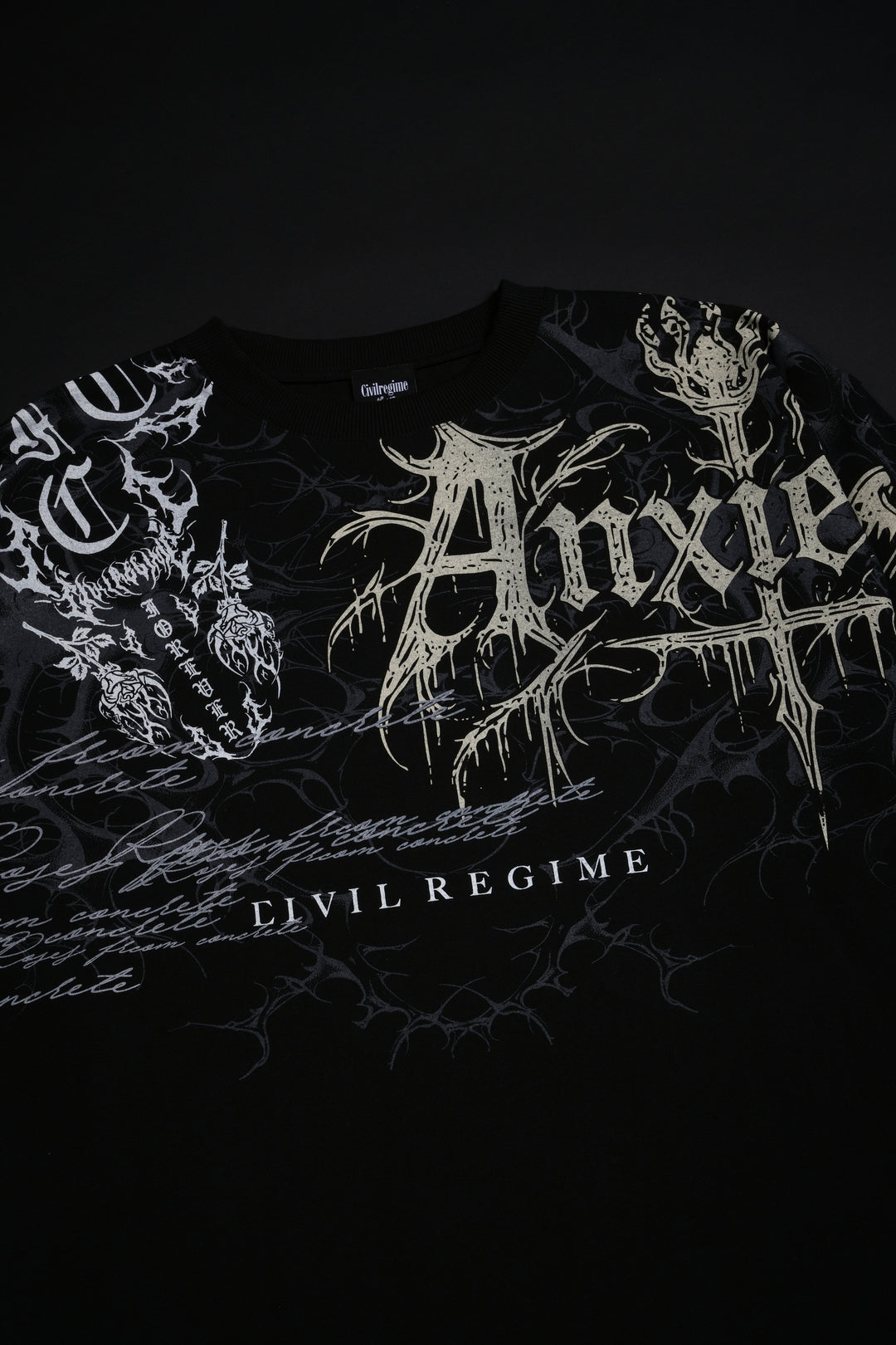 February Skies 199X Oversized Tee in Black