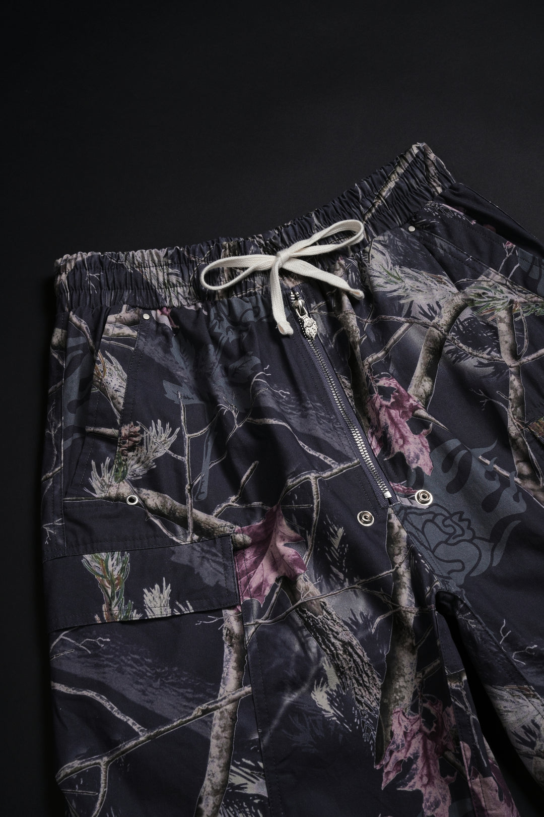 Civil Core Ultra Baggy Cargo Shorts in Bankai Camo