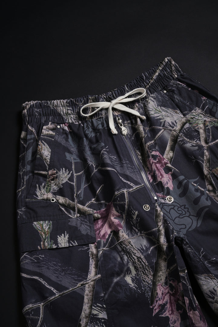 Civil Core Ultra Baggy Cargo Shorts in Bankai Camo