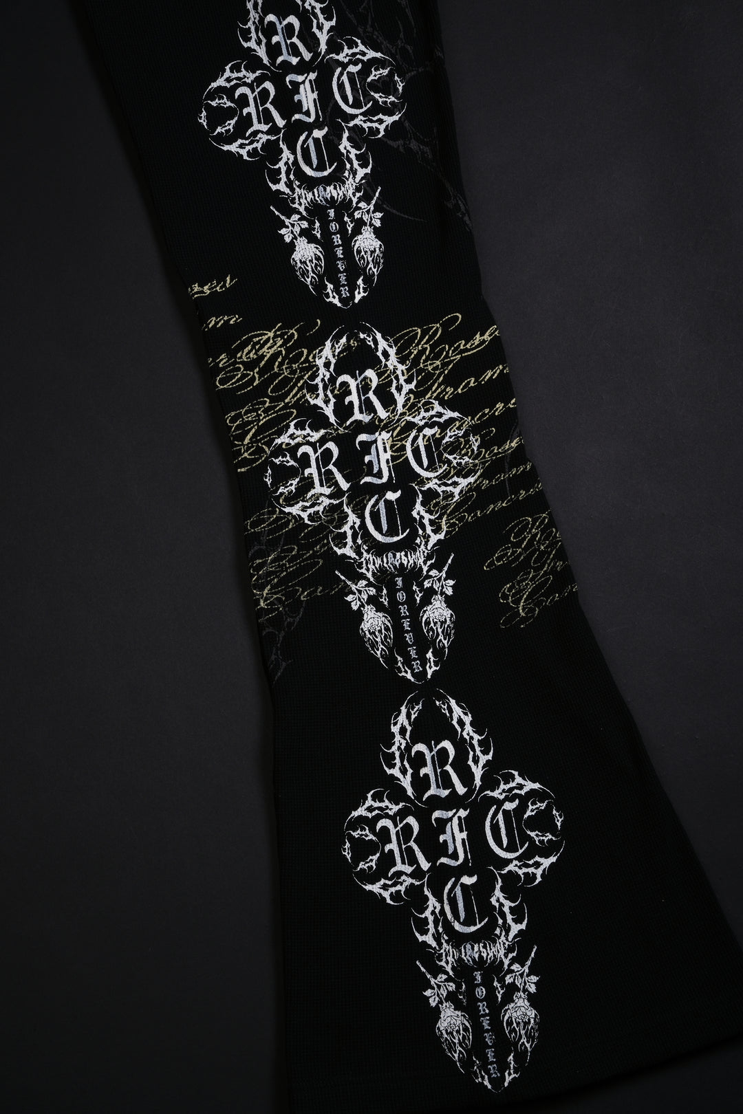 Reverse Curse Waffle Thermal Flared Leggings in Black