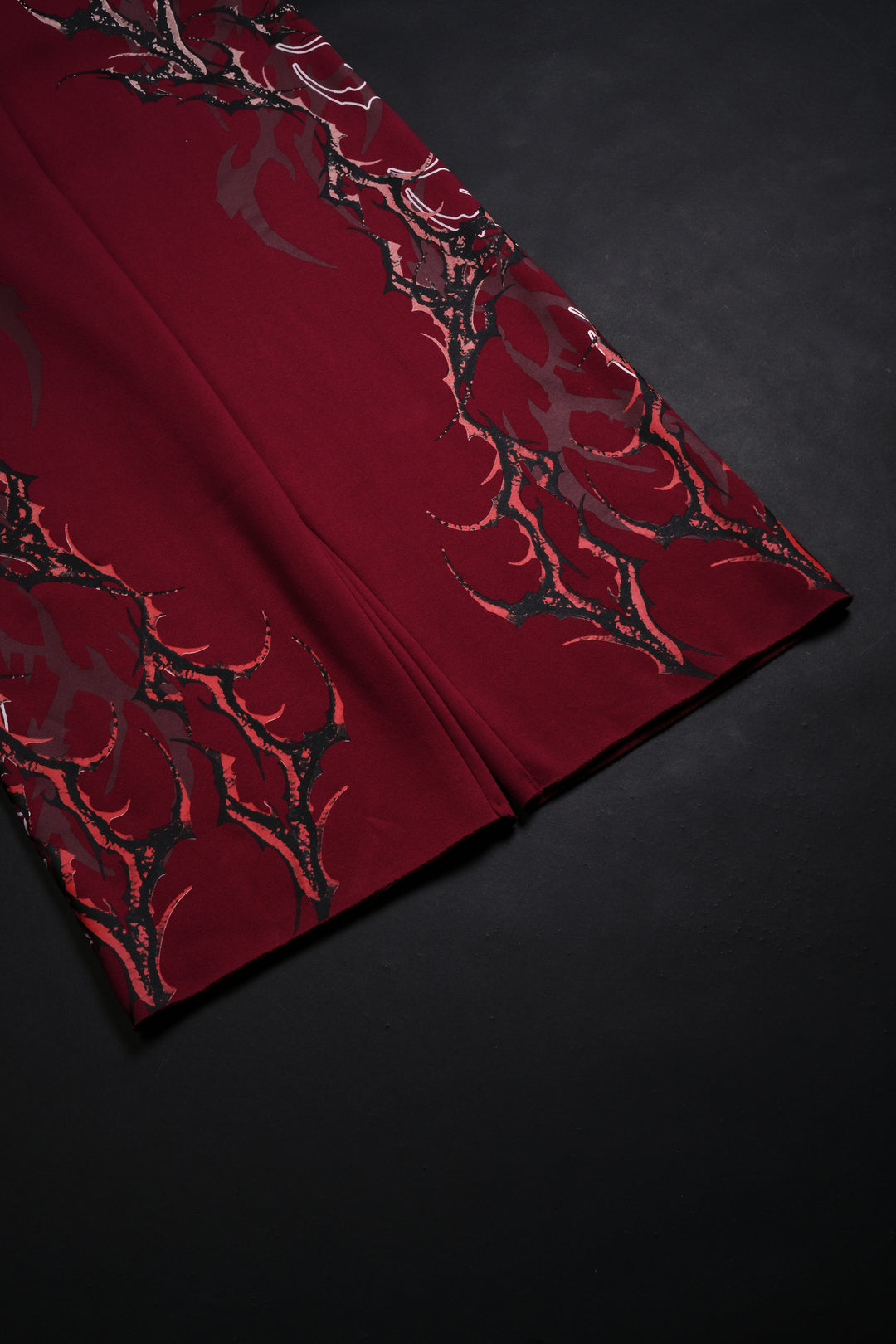 Kindred Wraith Baggy Pants in Maroon