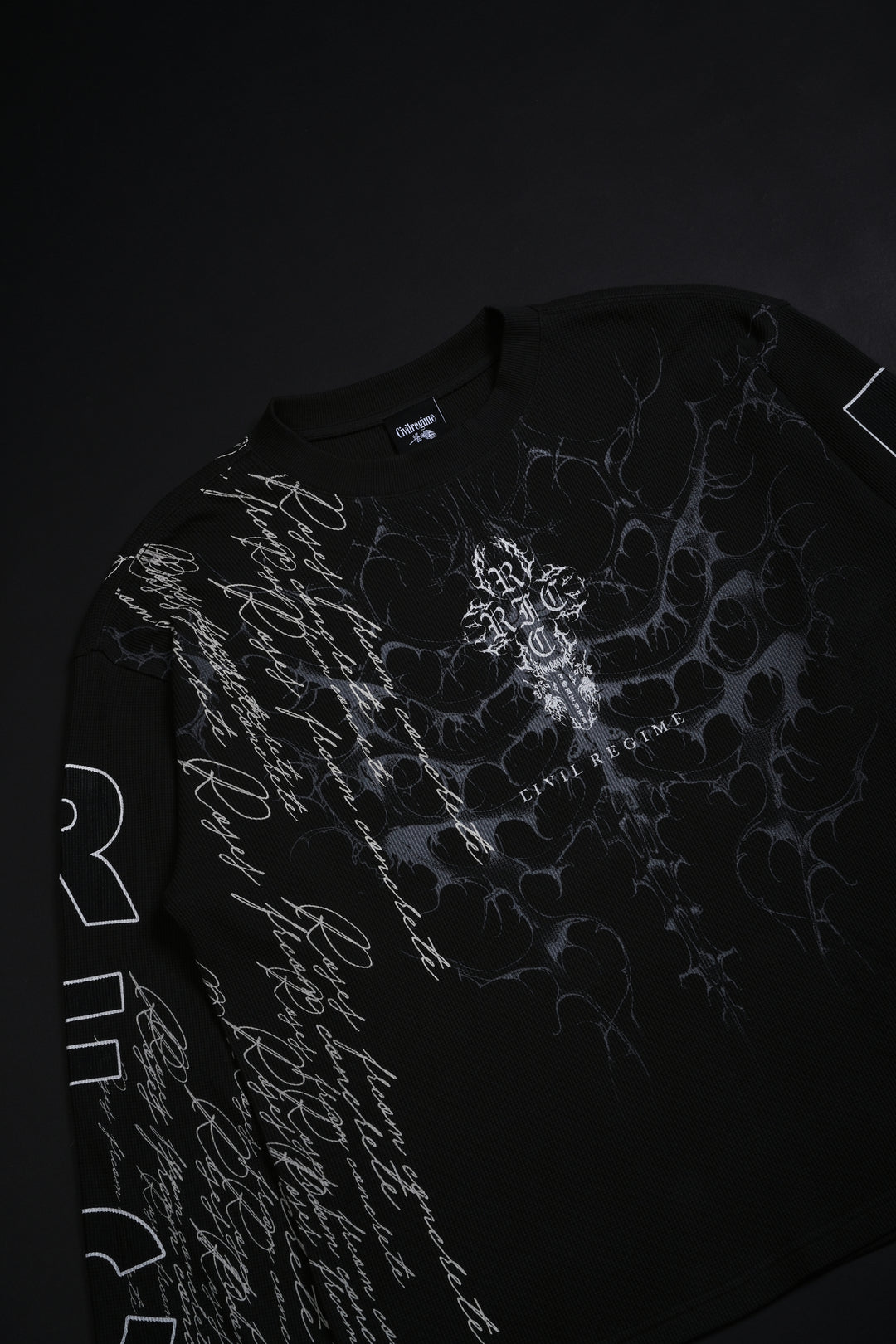 Winter Wraith Obsidian Waffle Thermal in Charcoal