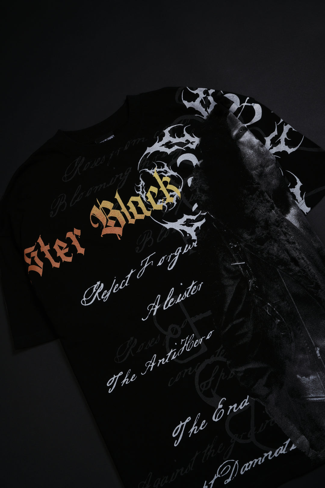 Freezing Moon American Classic Oversized Tee in Black