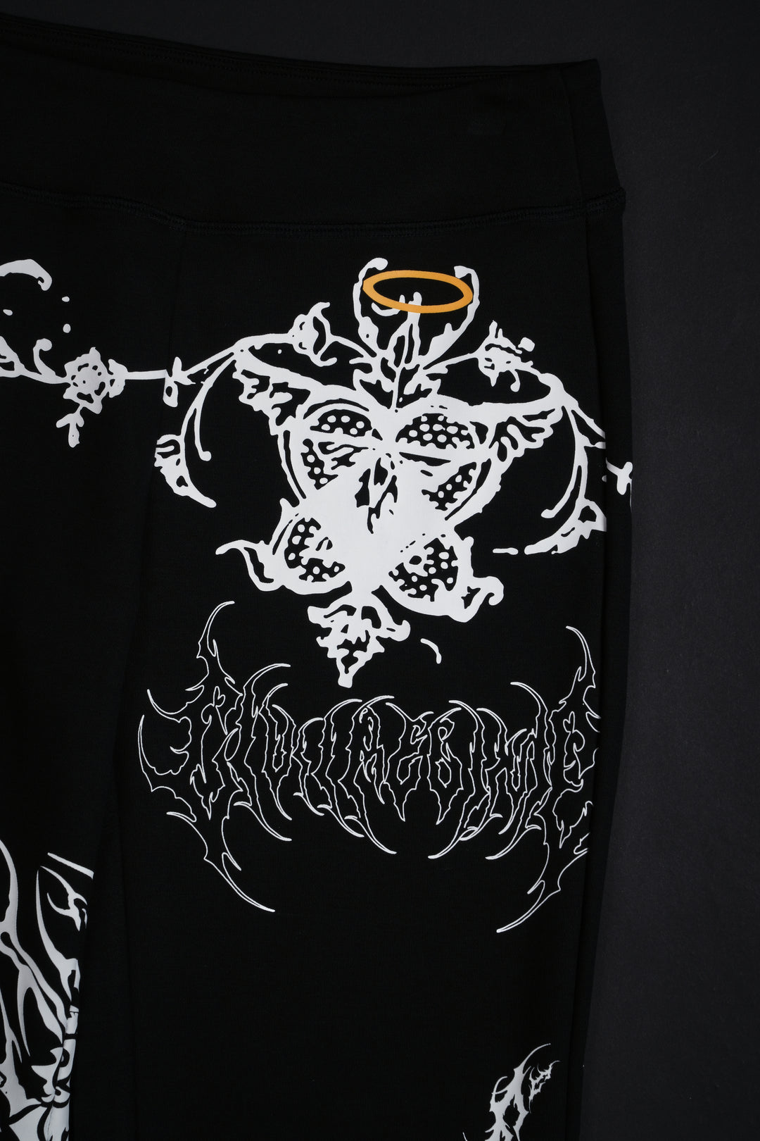 Control Alt Delete Pookie V Shape Leggings in Black