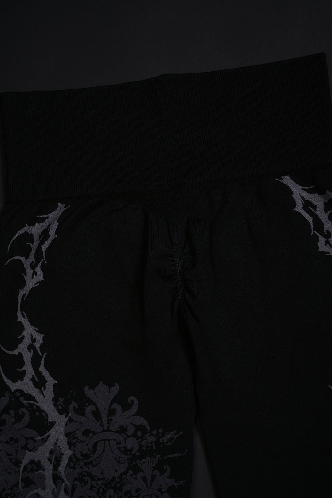 Save Yourself Kelly Seamless Scrunch Leggings in Black