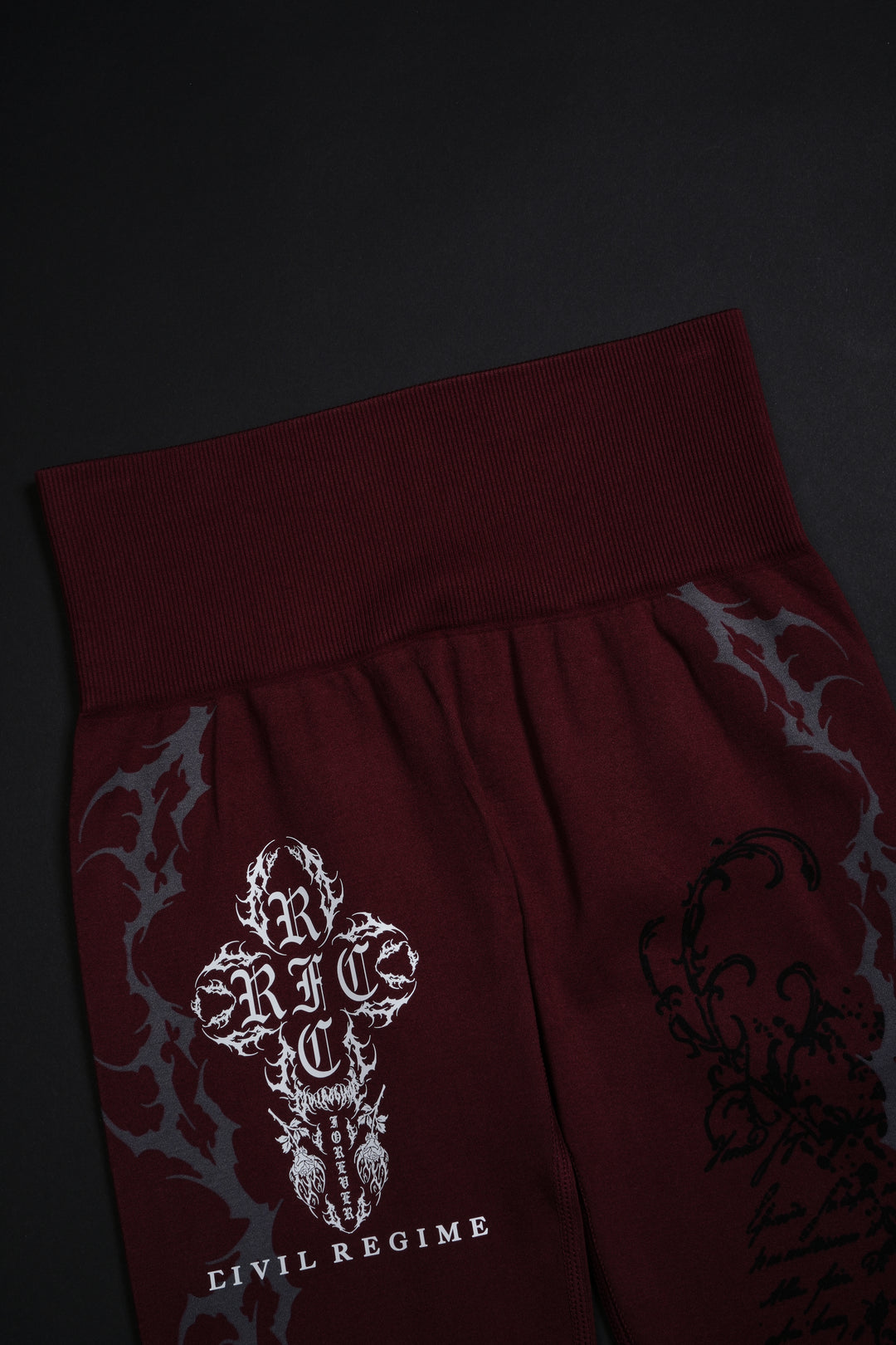 Save Yourself Kelly Seamless Scrunch Leggings in Oxblood