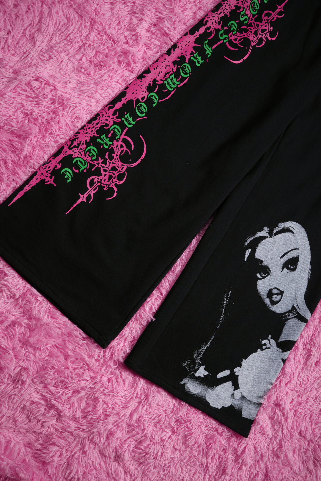 Petal With A Problem Ultra Lowrise Wide Leg Fleece Pants in Black