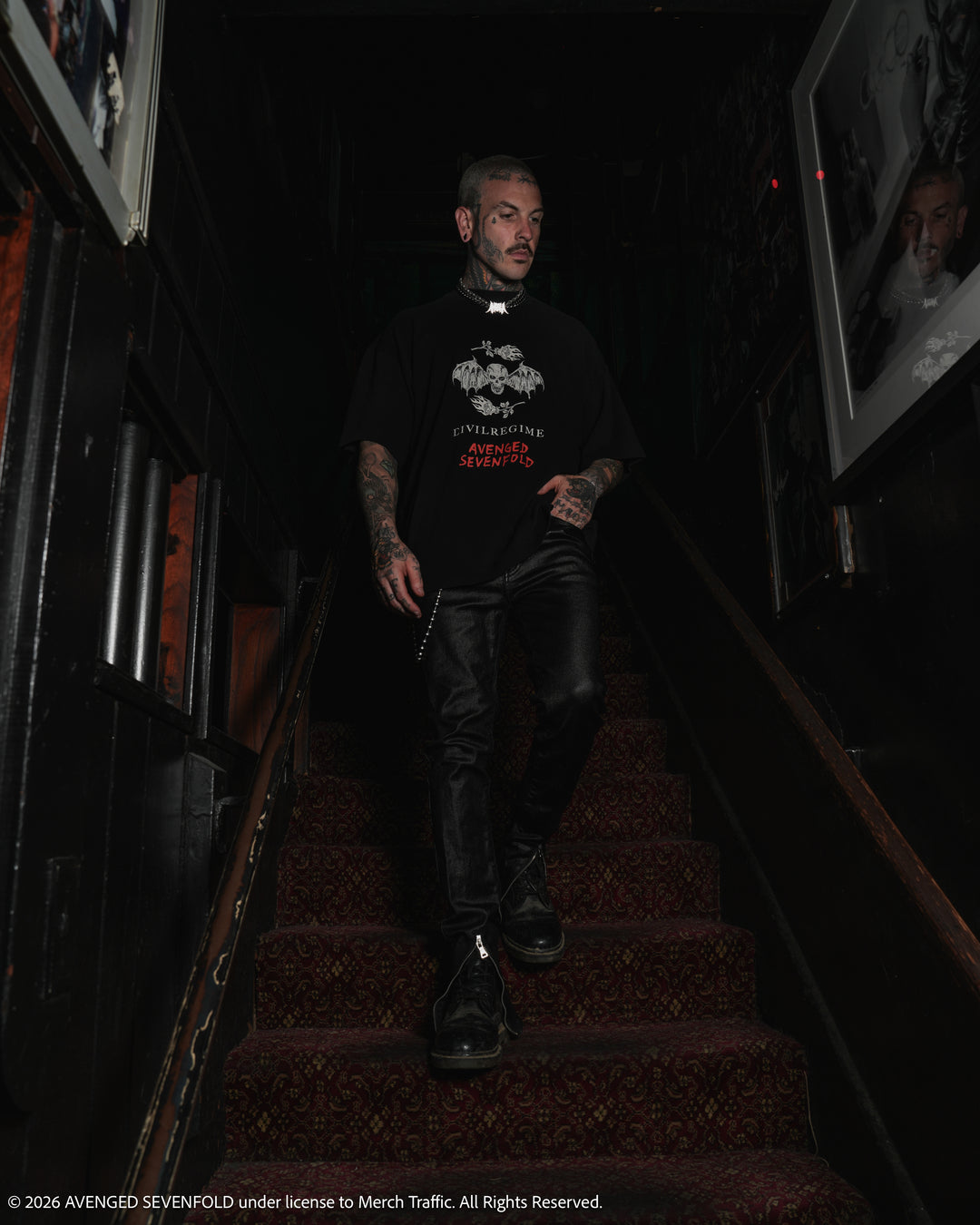 Batwing American Classic Oversized Tee in Vintage Black
