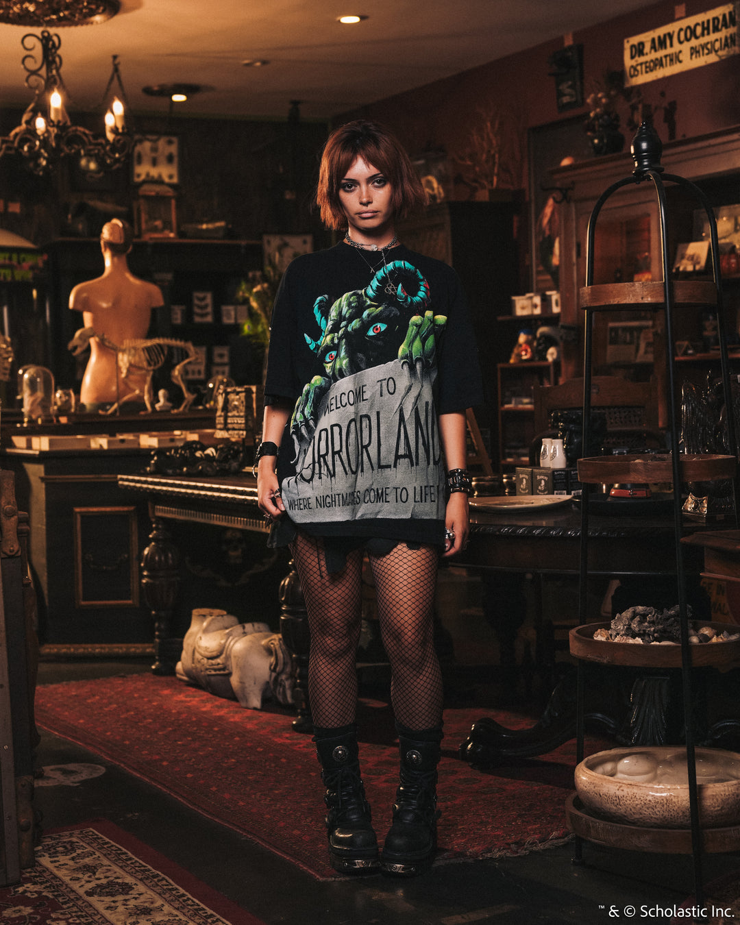 Horrorland American Classic Oversized Tee in Black