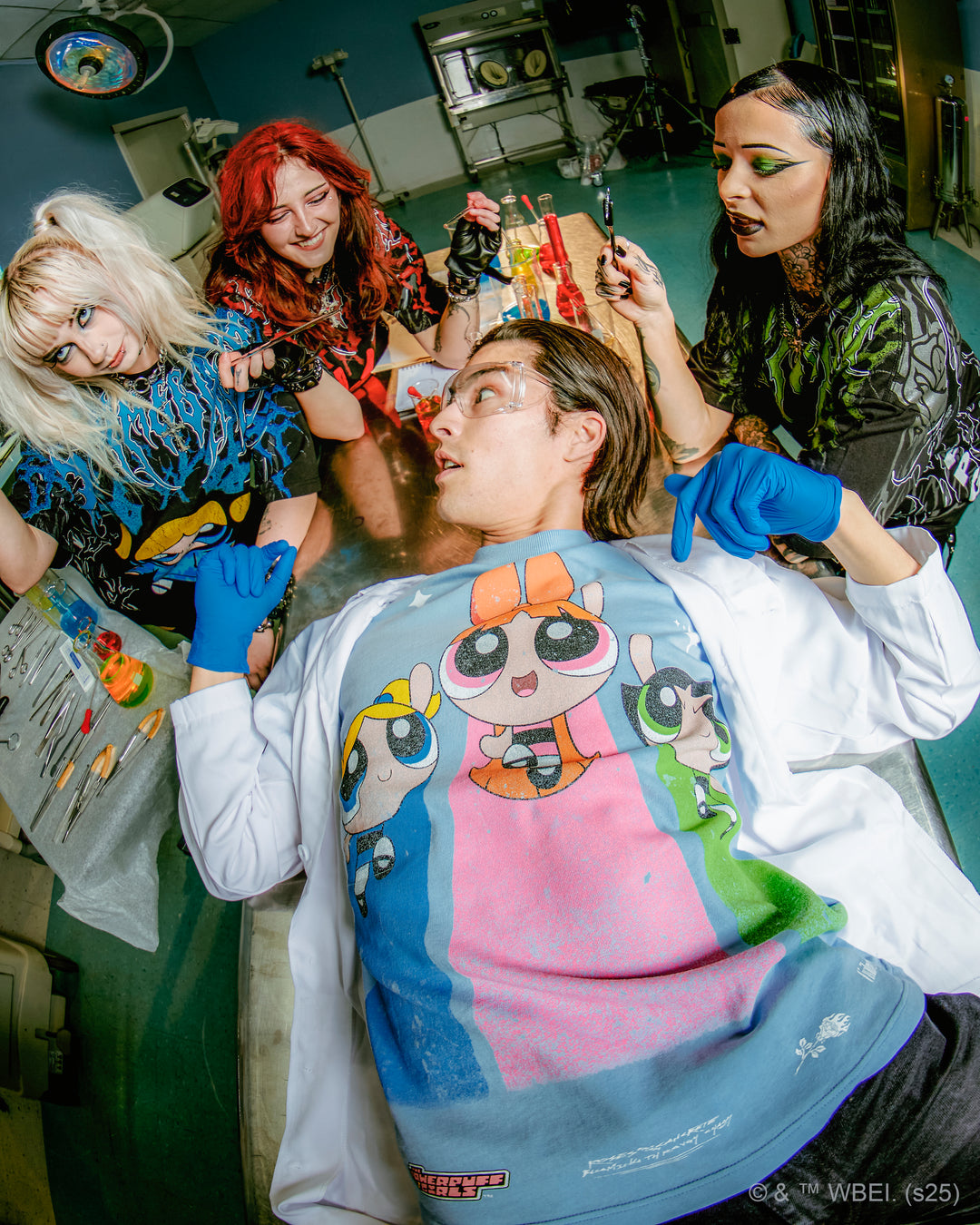 Powerpuff Girls Run The World American Classic Oversized Tee in Pale Blue