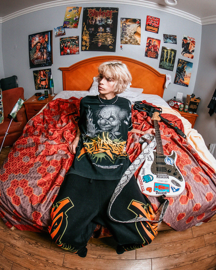 Circus American Classic Oversized Tee in Vintage Black