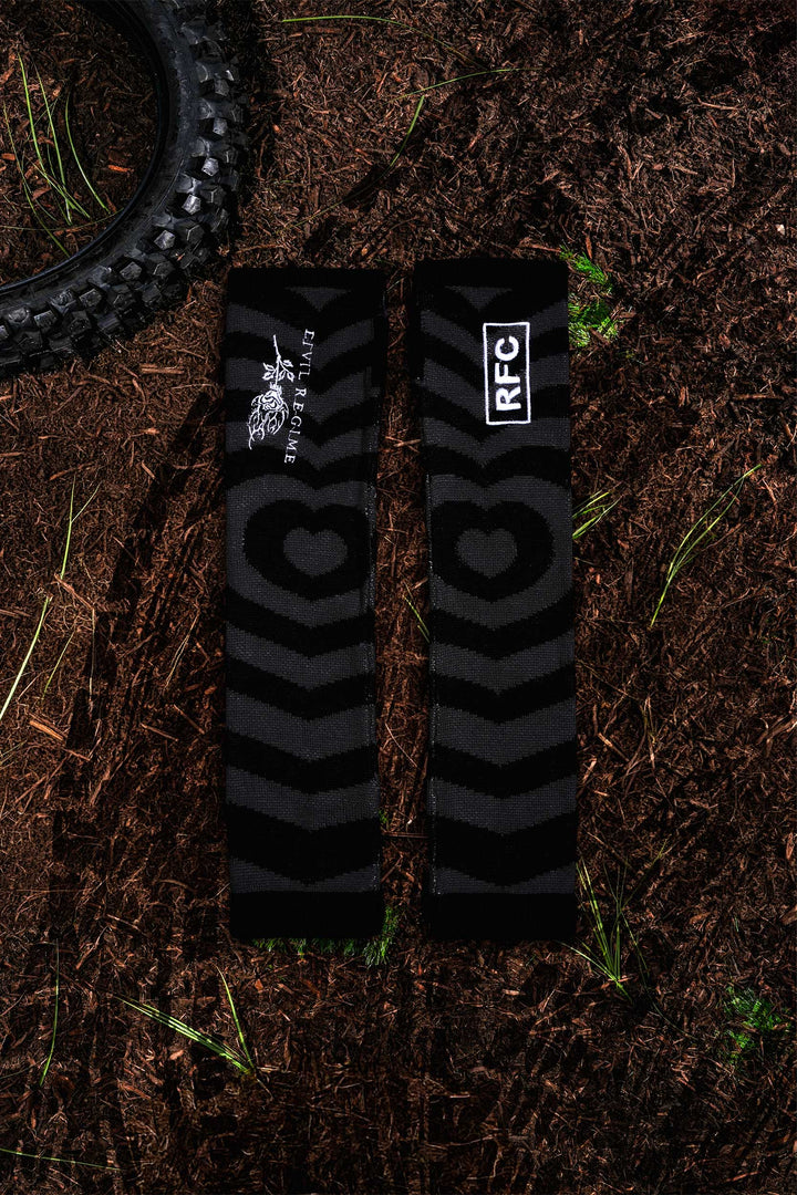 BFF's Forever Arm Warmers in Black/Gray