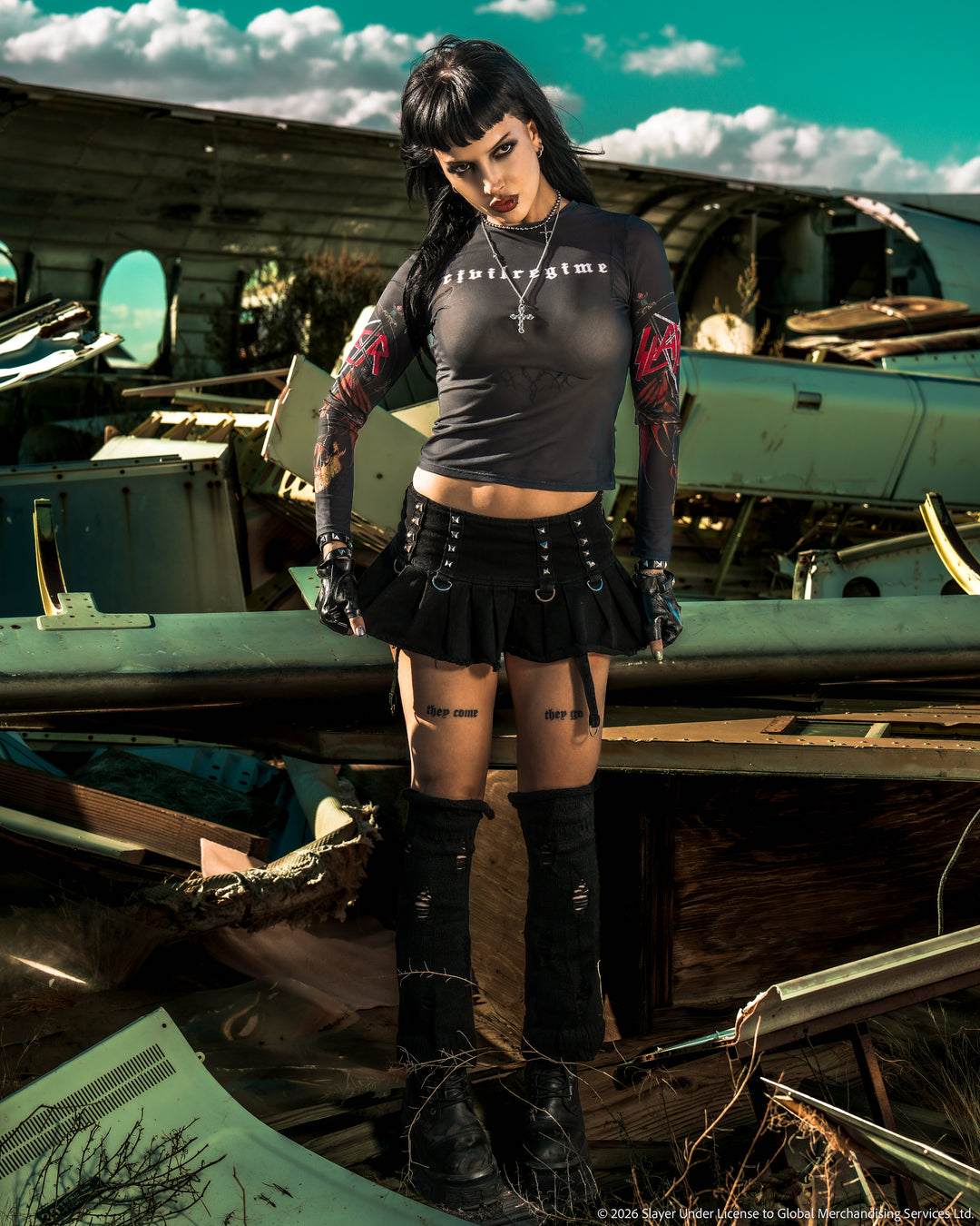 Unforgiven Mesh Cropped L/S Tee in Black