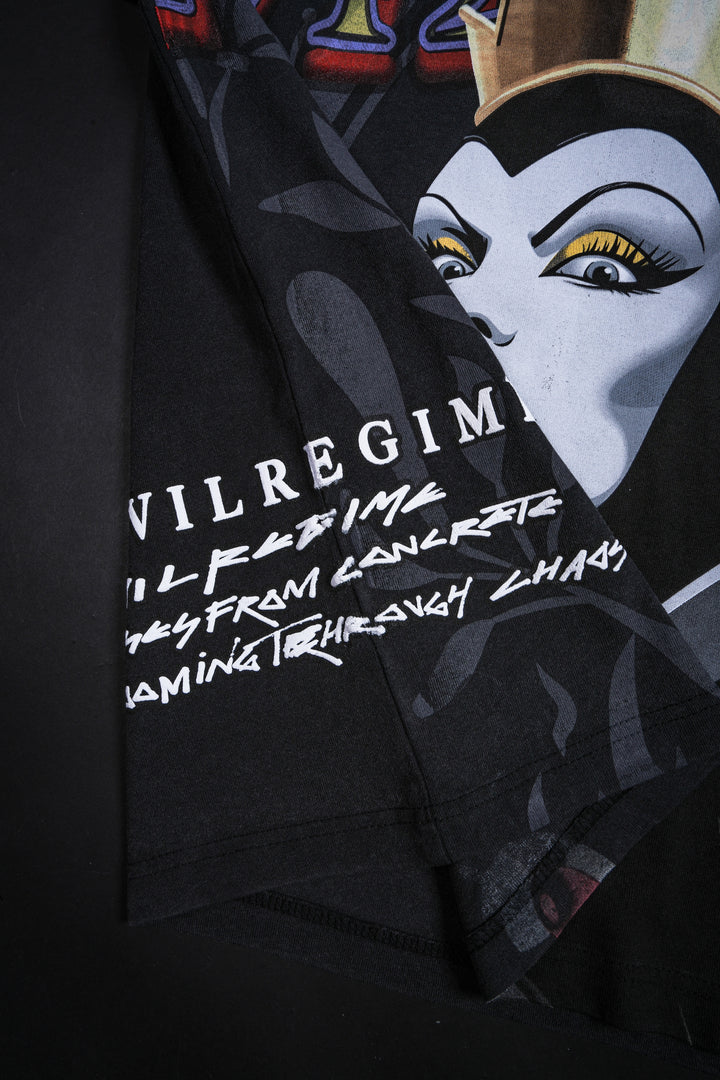 Wicked Queen Boxy Tee in Vintage Black